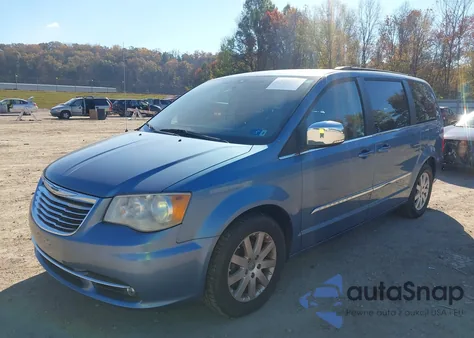 2011 Chrysler Town & Country Touring-L from USA, damaged, VIN 2A4RR8DG4BR758686